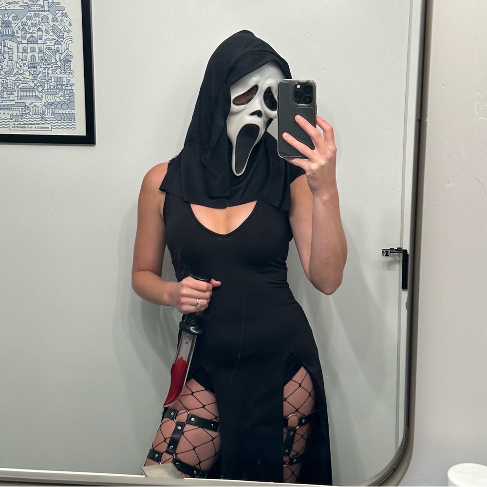Ghost face sexy Halloween costume
